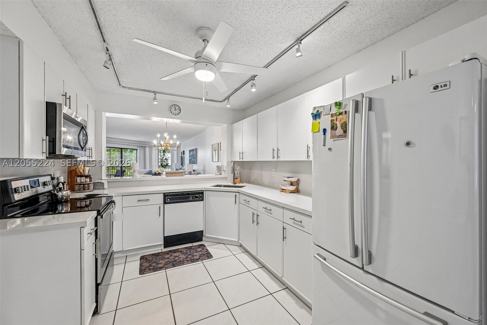 FAIRFAX CONDOMINIUM - Residential