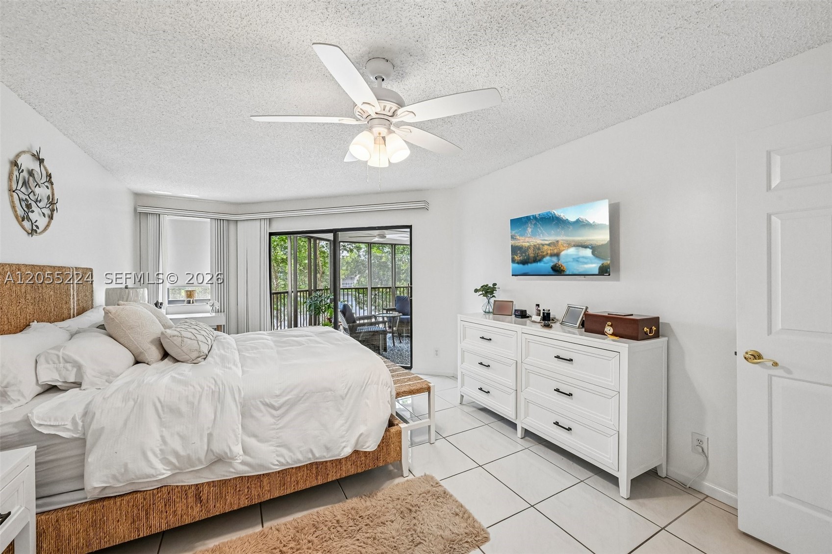 FAIRFAX CONDOMINIUM - Residential