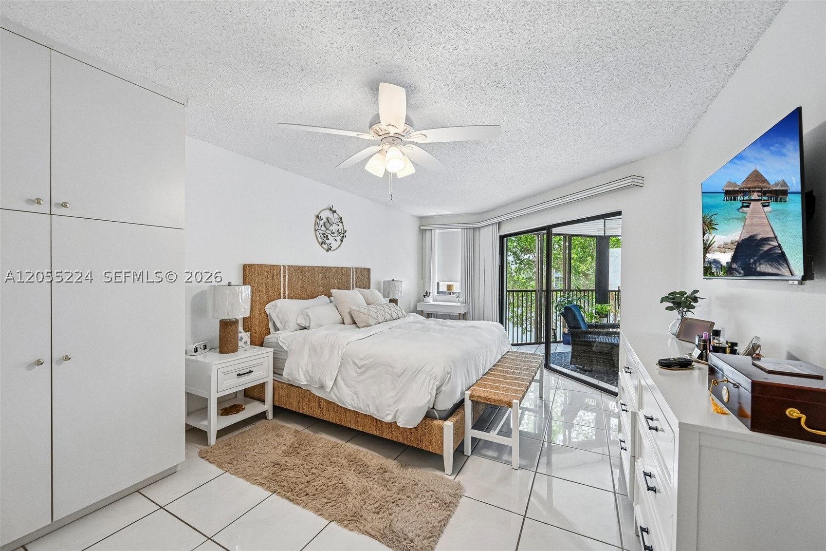 FAIRFAX CONDOMINIUM - Residential