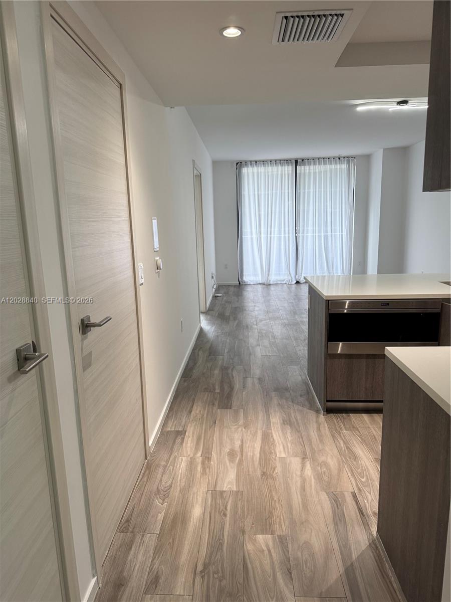 801 SMA RESIDENCES CONDO - Residential