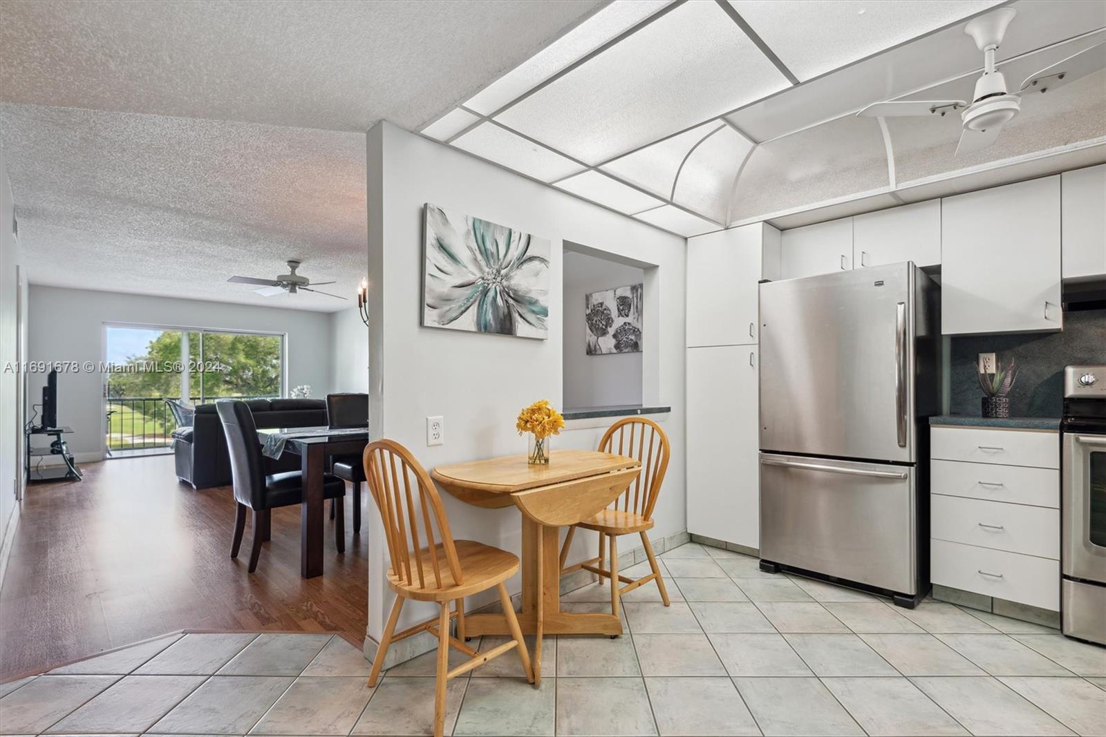HOLLYBROOK GOLF AND - Residential