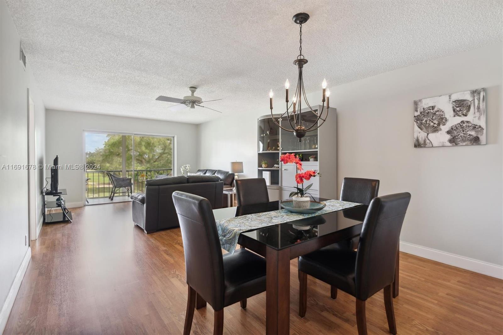 HOLLYBROOK GOLF AND - Residential