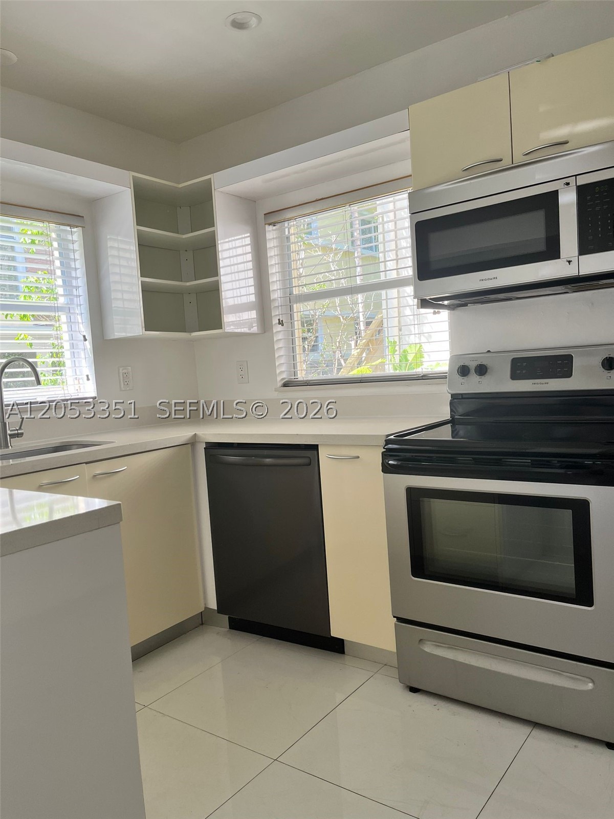 GARDEN SUB AMD PL - Residential Lease