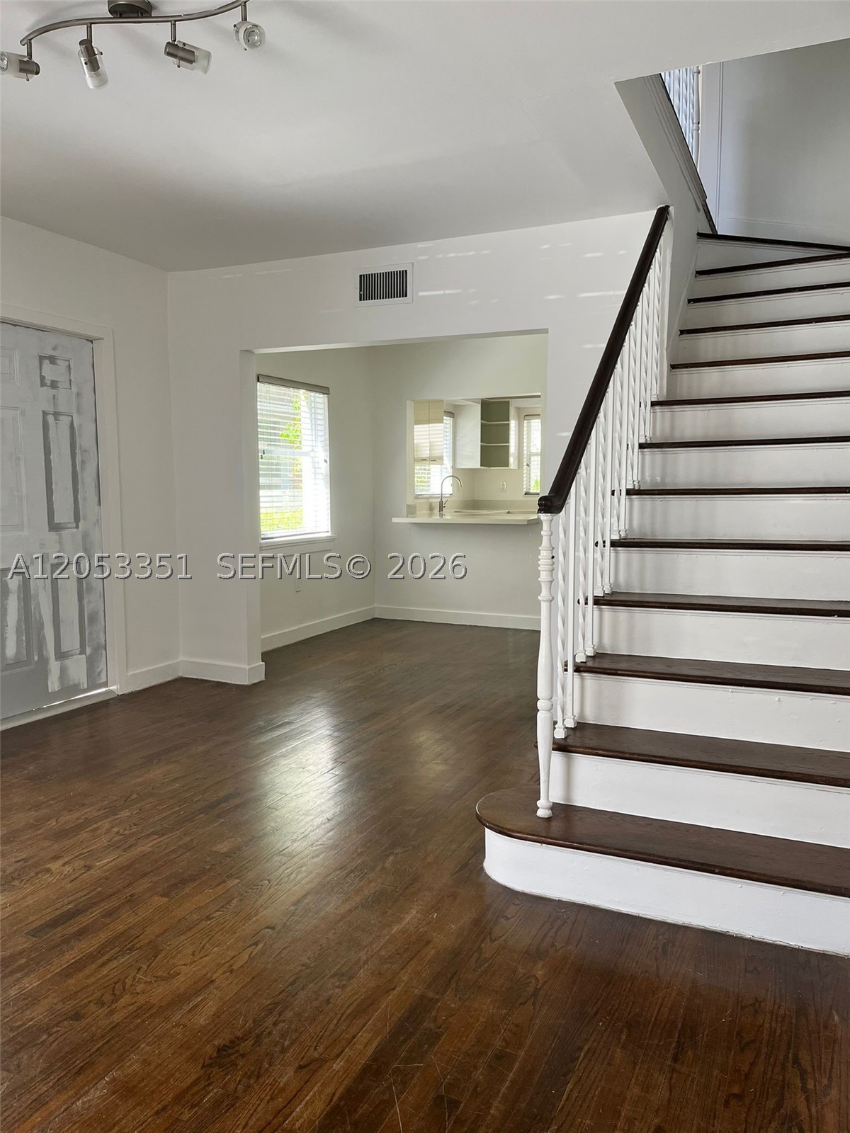 GARDEN SUB AMD PL - Residential Lease