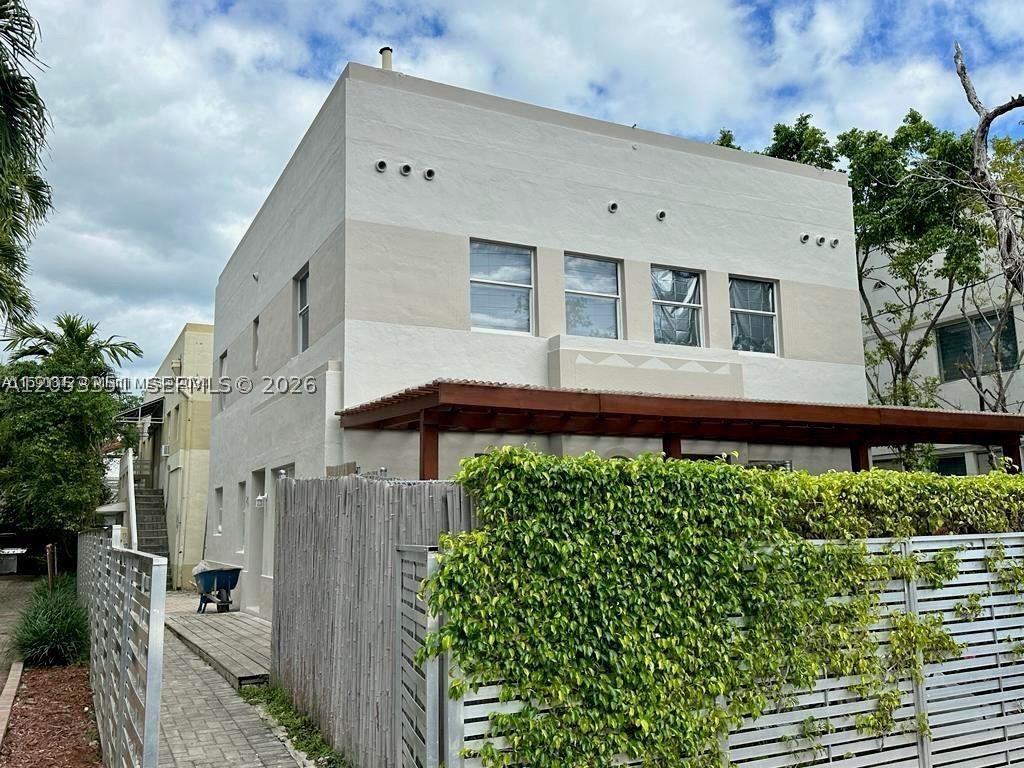 Experience the ultimate Miami Beach lifestyle in this beautifully appointed 2-story townhome-style apartment. This stunning unit boasts two bedrooms and one bathroom, with features like stainless steel appliances, gleaming tile and hardwood flooring, and a convenient washer and dryer inside. Enjoy easy street parking and pet-friendly. Located just minutes from shops and I-95, this unit is the perfect place to call home. Enjoy the convenience of being close to schools, restaurants, shopping, and the beach.