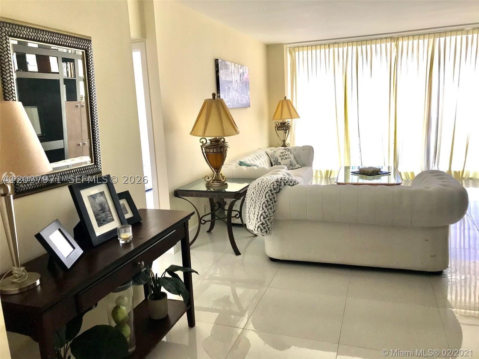 TURNBERRY ISLE CONDO - Residential Lease