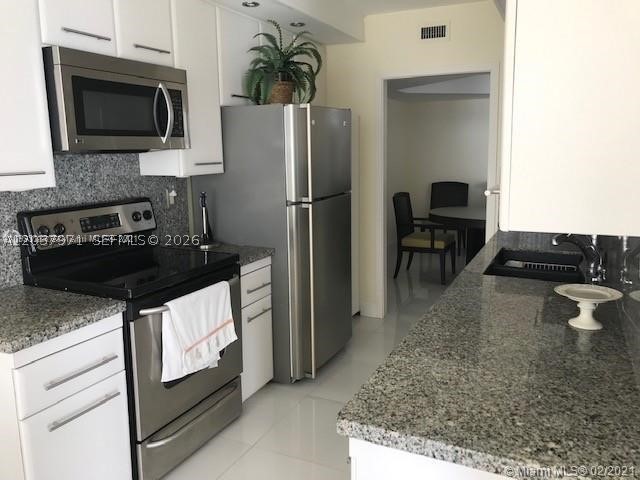 TURNBERRY ISLE CONDO - Residential Lease