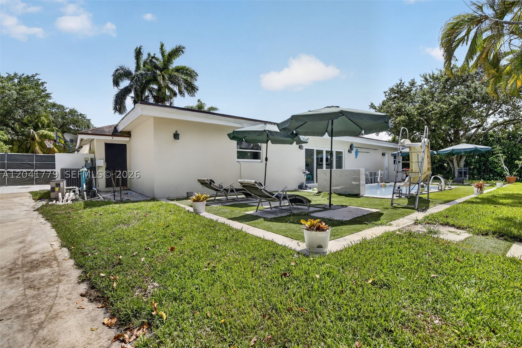 FLA FRUIT LANDS CO - Residential Income