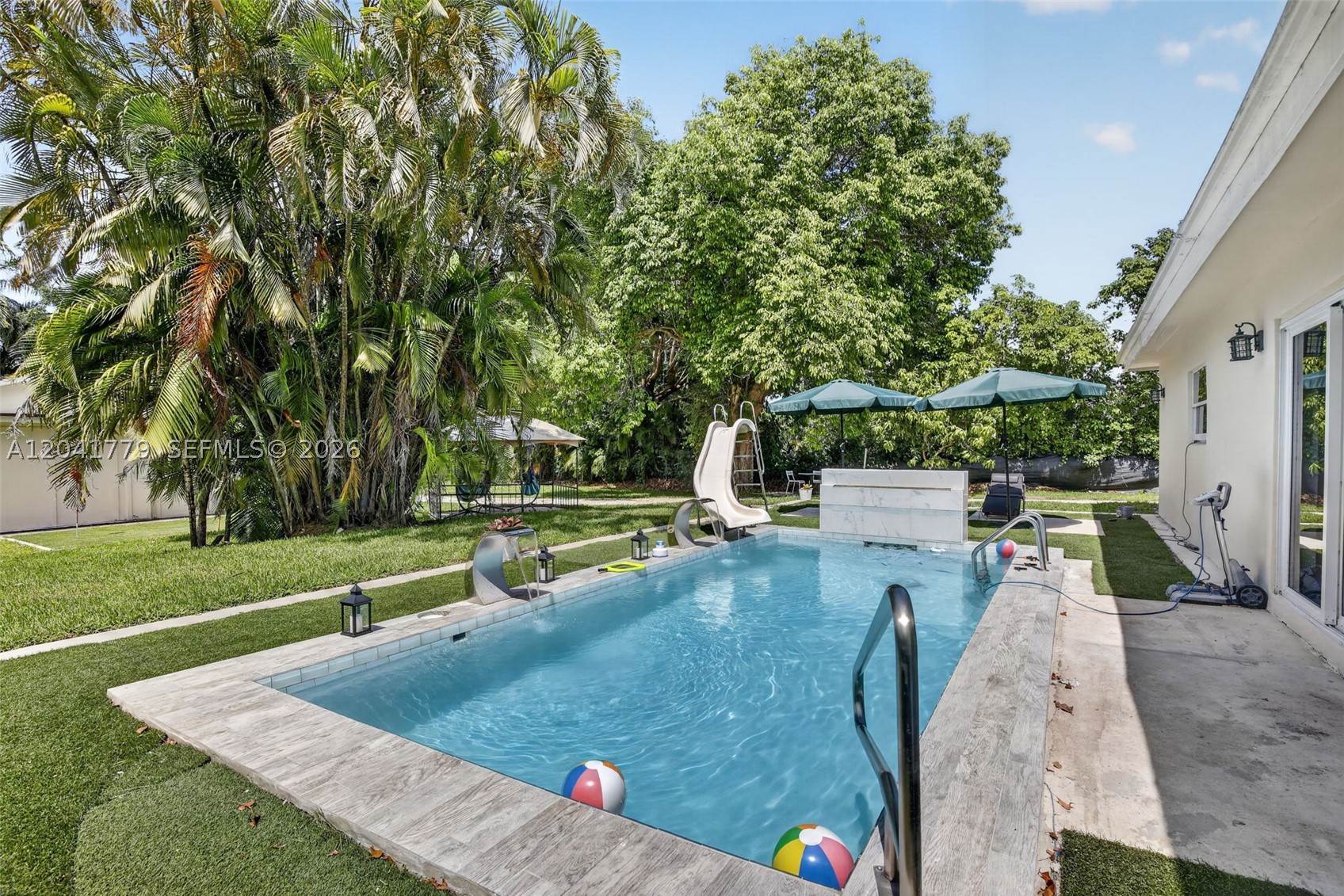 FLA FRUIT LANDS CO - Residential Income