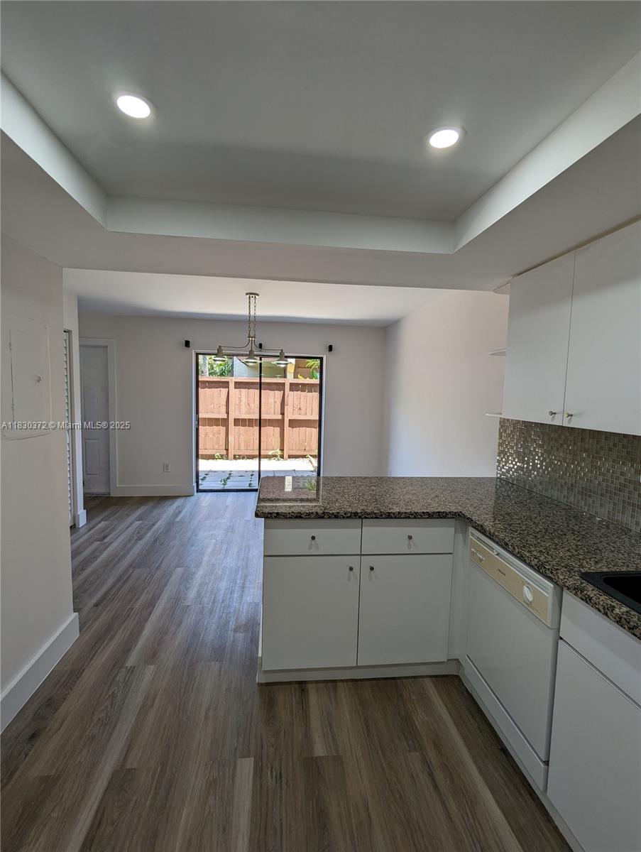 SNAPPER VILLAGE CONDO PHA - Residential Lease