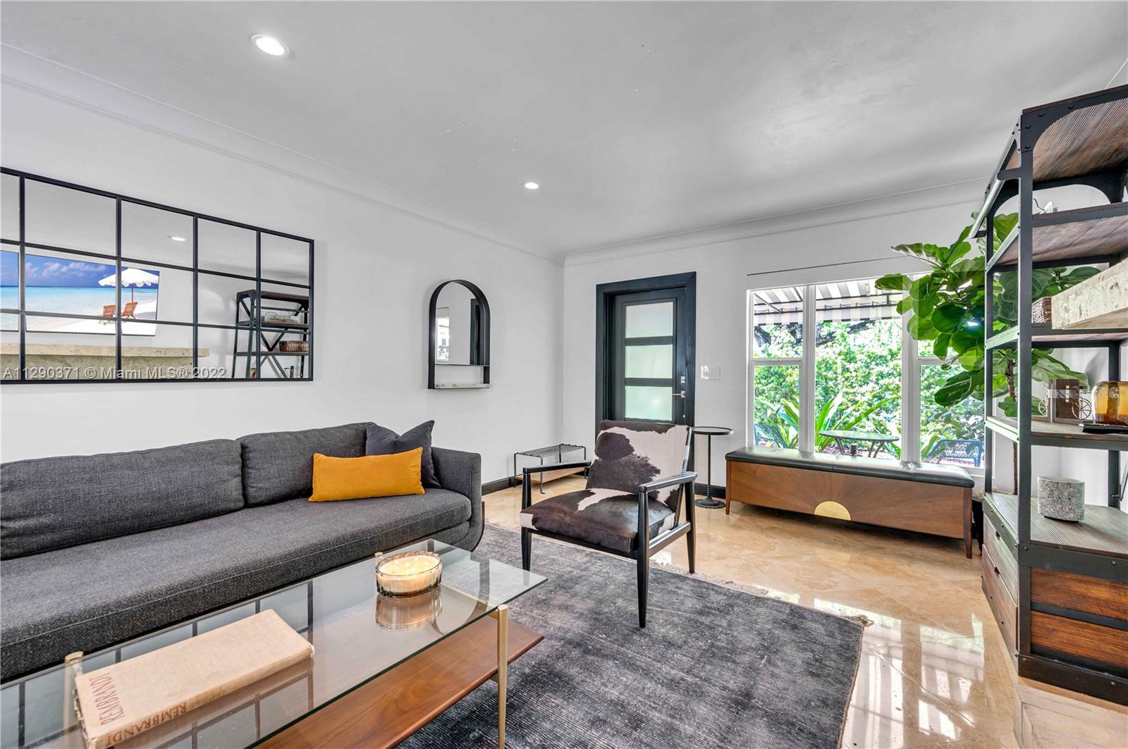 LAKE VIEW SUB - Residential Lease
