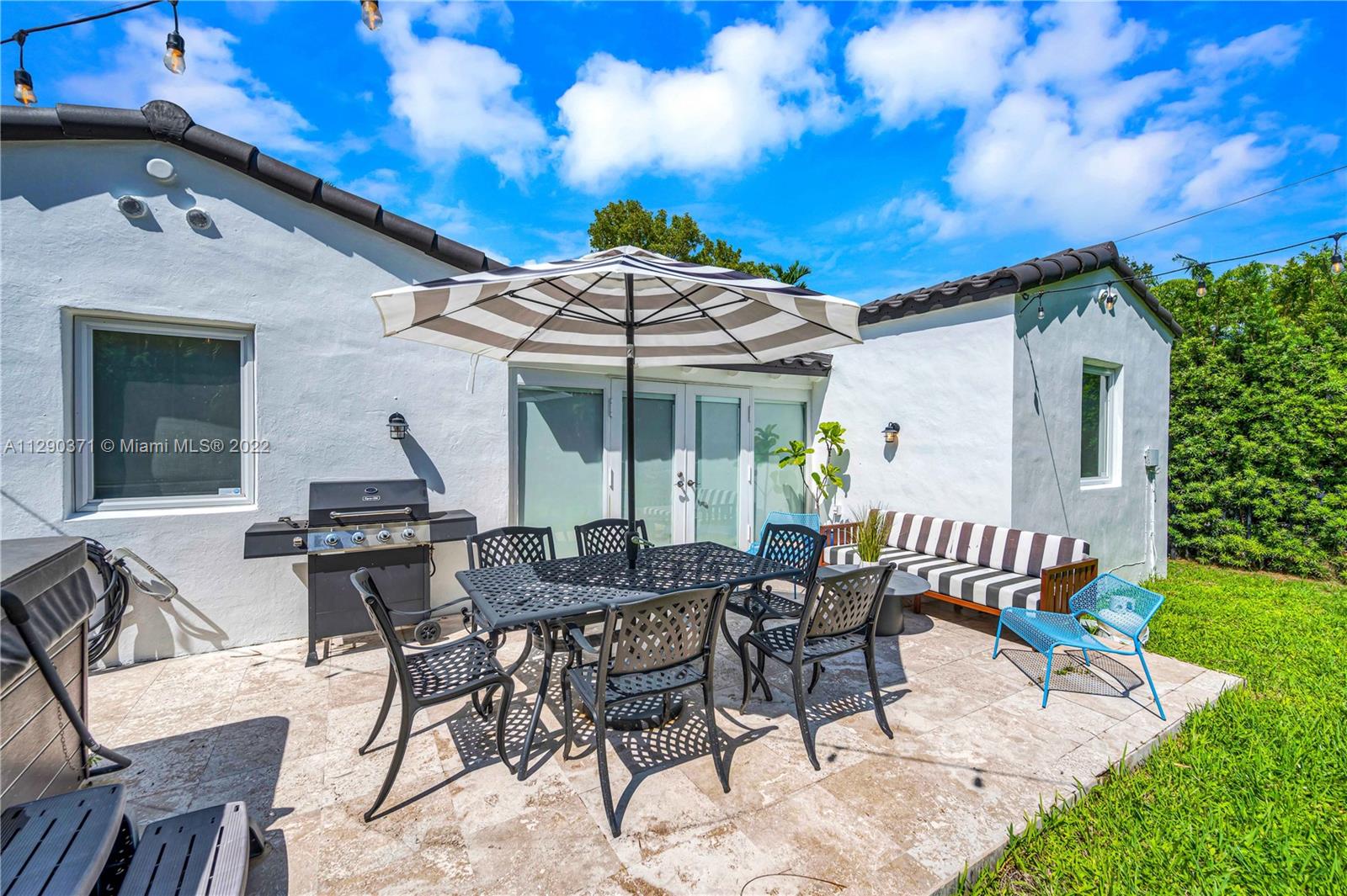 LAKE VIEW SUB - Residential Lease