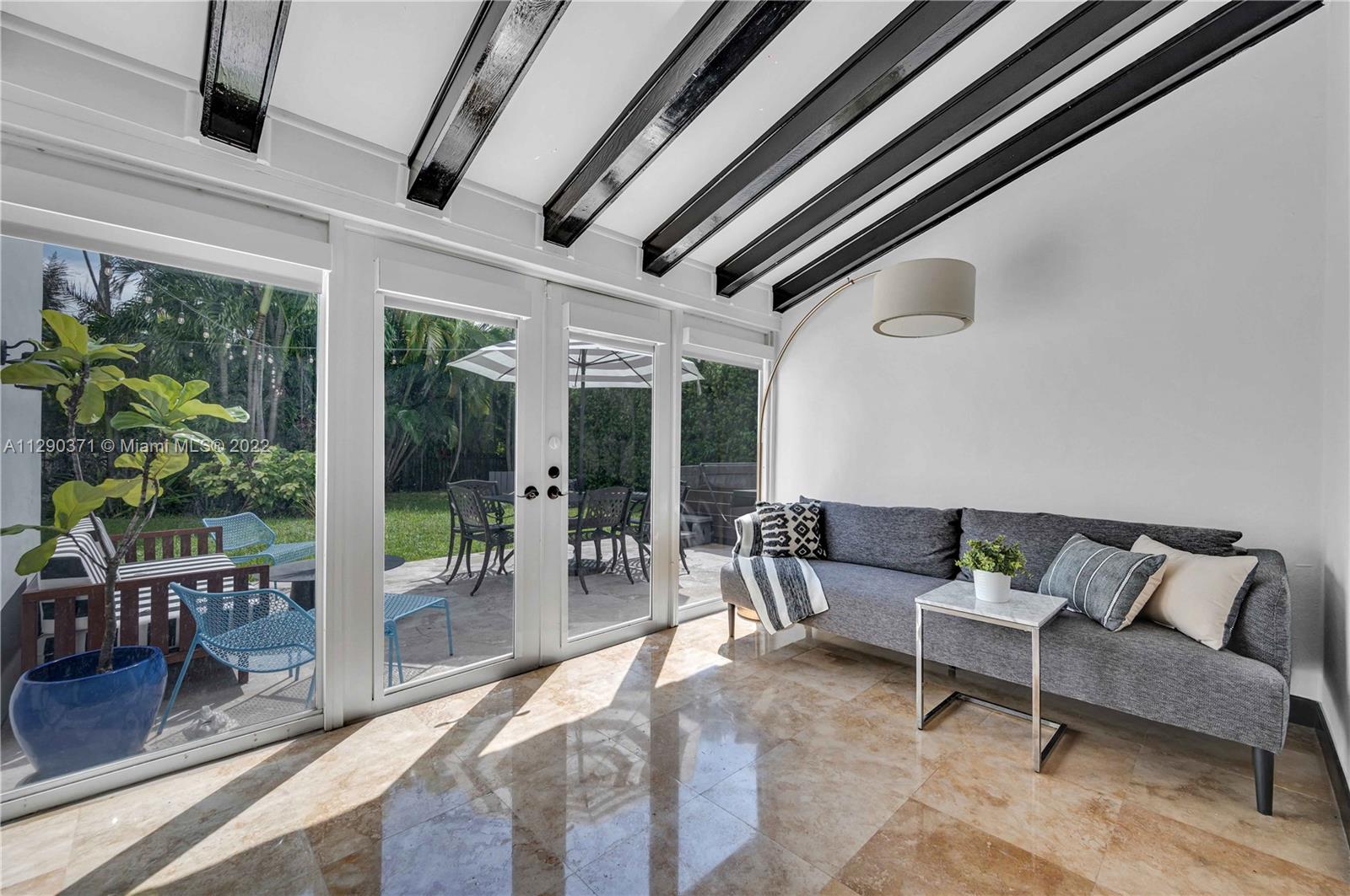 LAKE VIEW SUB - Residential Lease