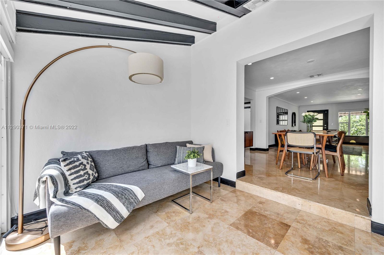 LAKE VIEW SUB - Residential Lease