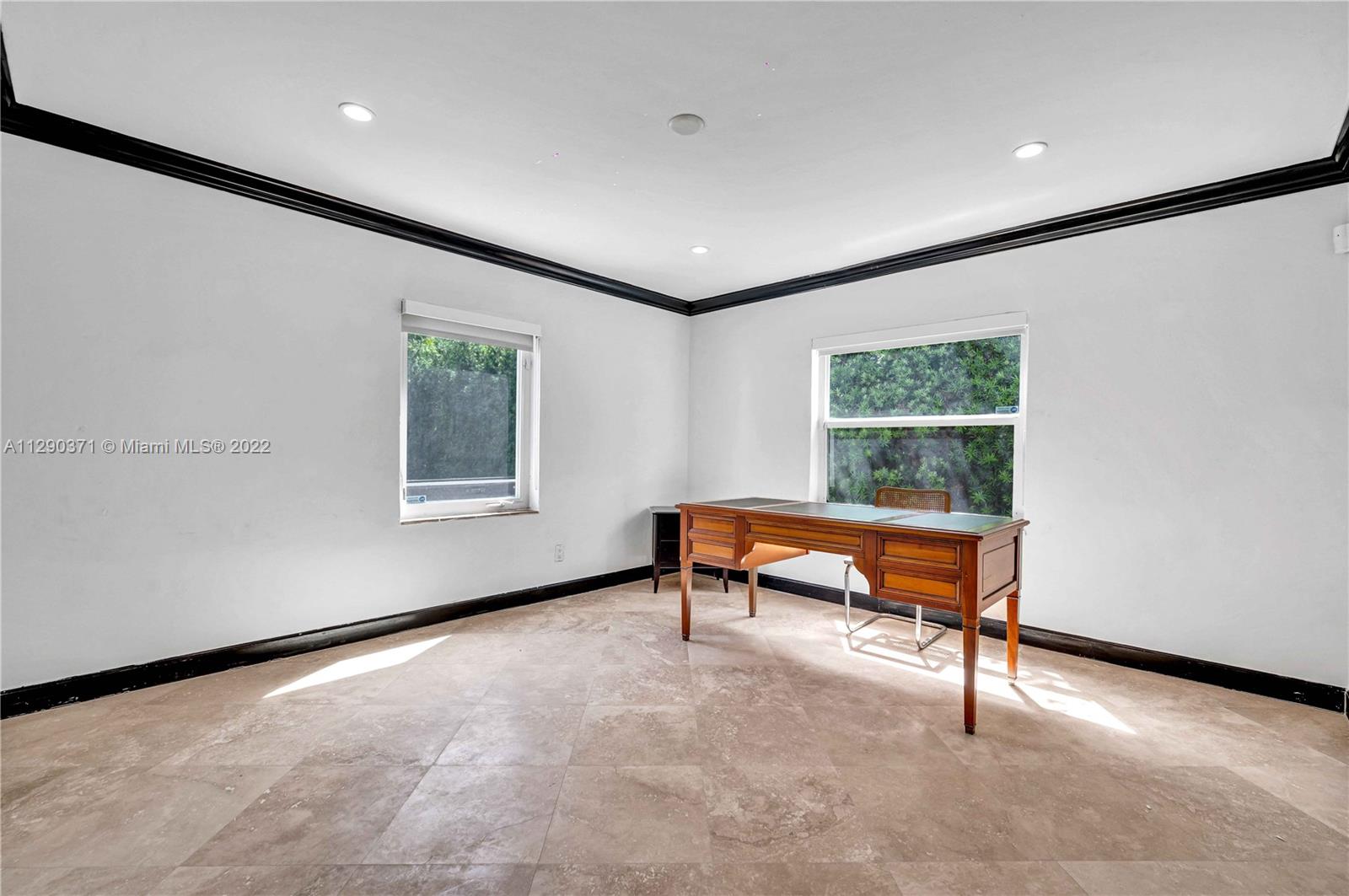 LAKE VIEW SUB - Residential Lease