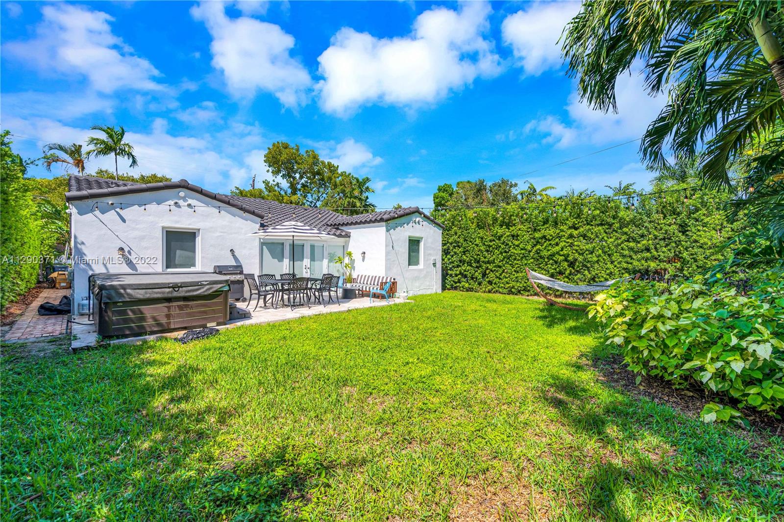 LAKE VIEW SUB - Residential Lease