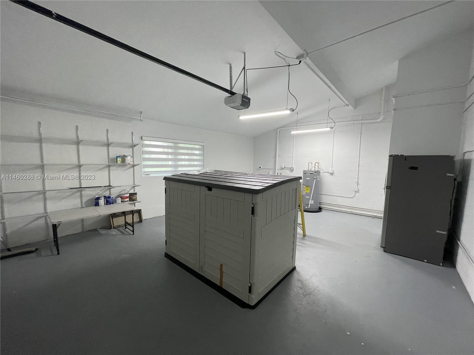 C GABLES RIVIERA SEC 12 - Residential Lease