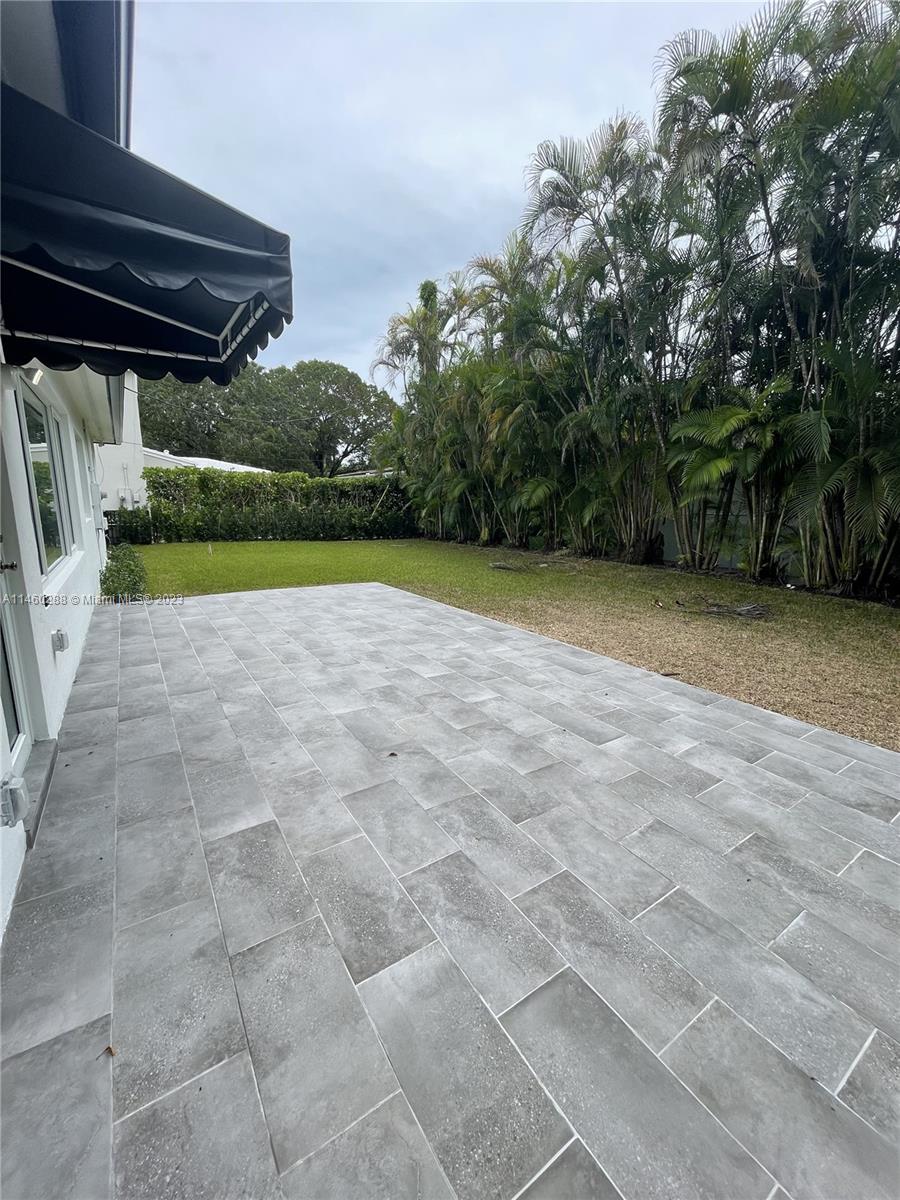 C GABLES RIVIERA SEC 12 - Residential Lease