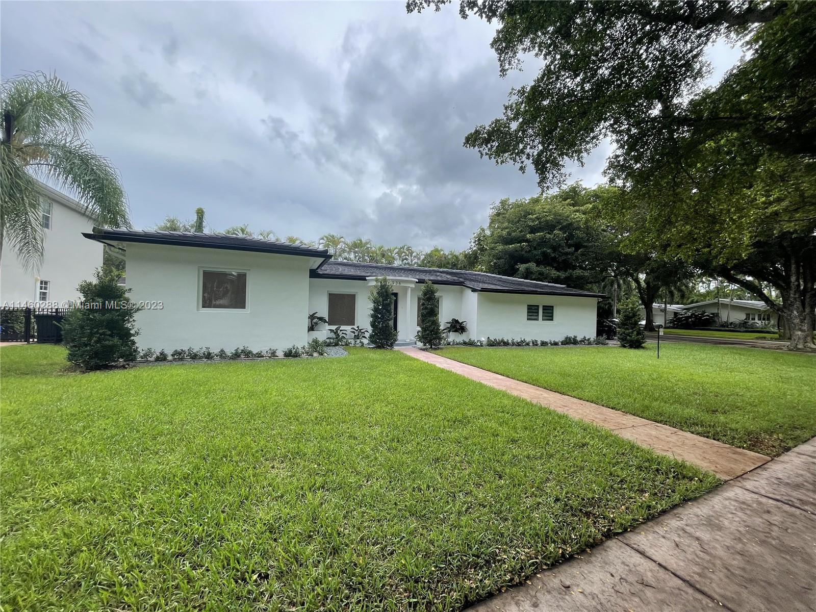 C GABLES RIVIERA SEC 12 - Residential Lease