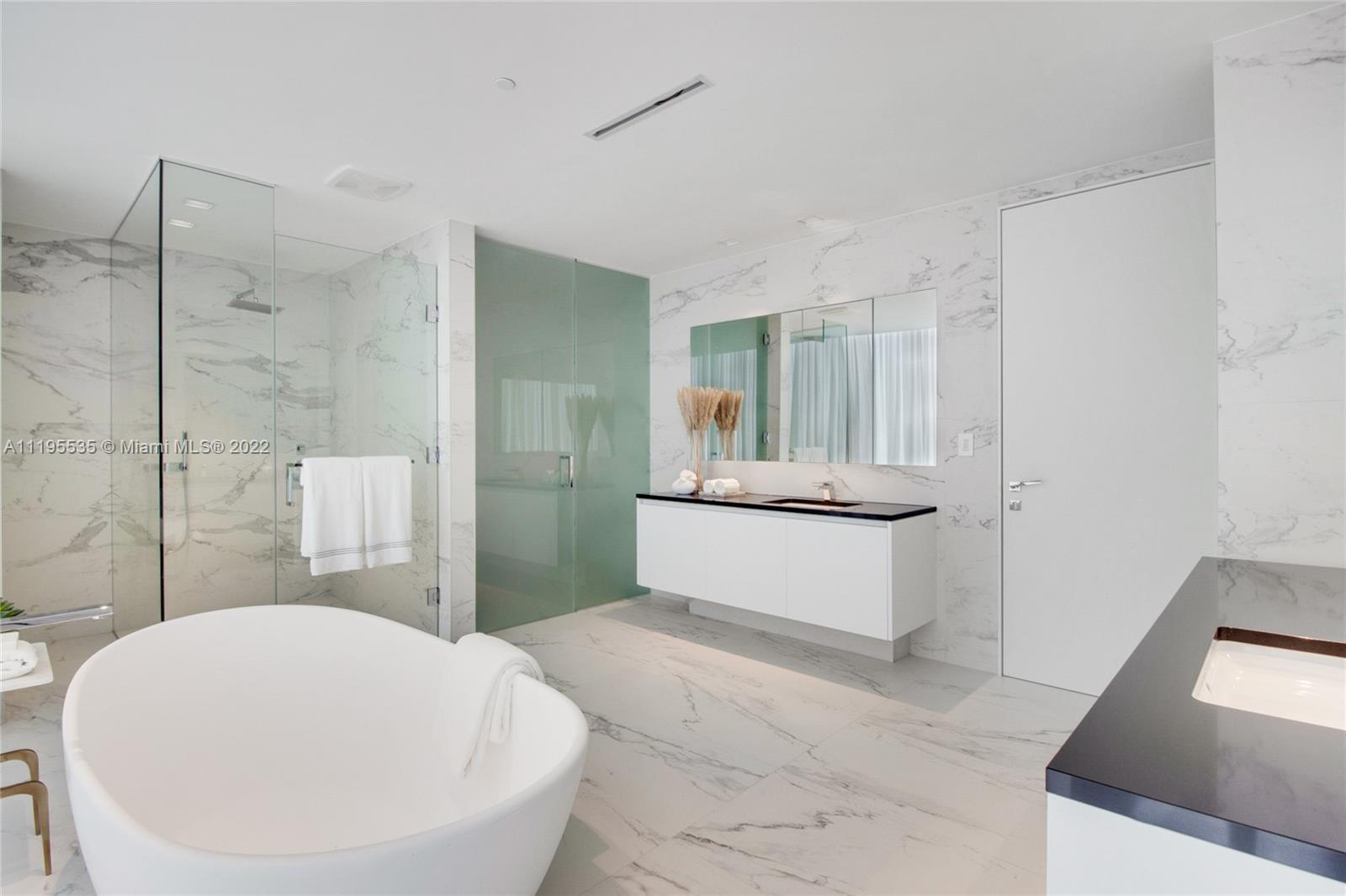 ONE THOUSAND MUSEUM CONDO - Residential