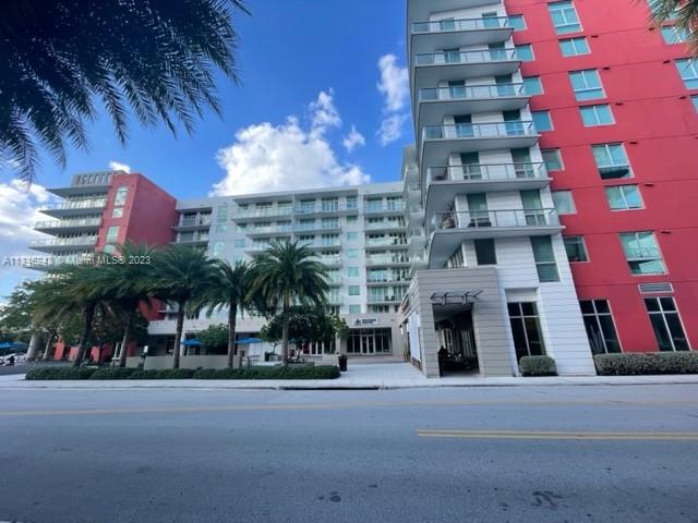 MIDTOWN AT DORAL - Residential