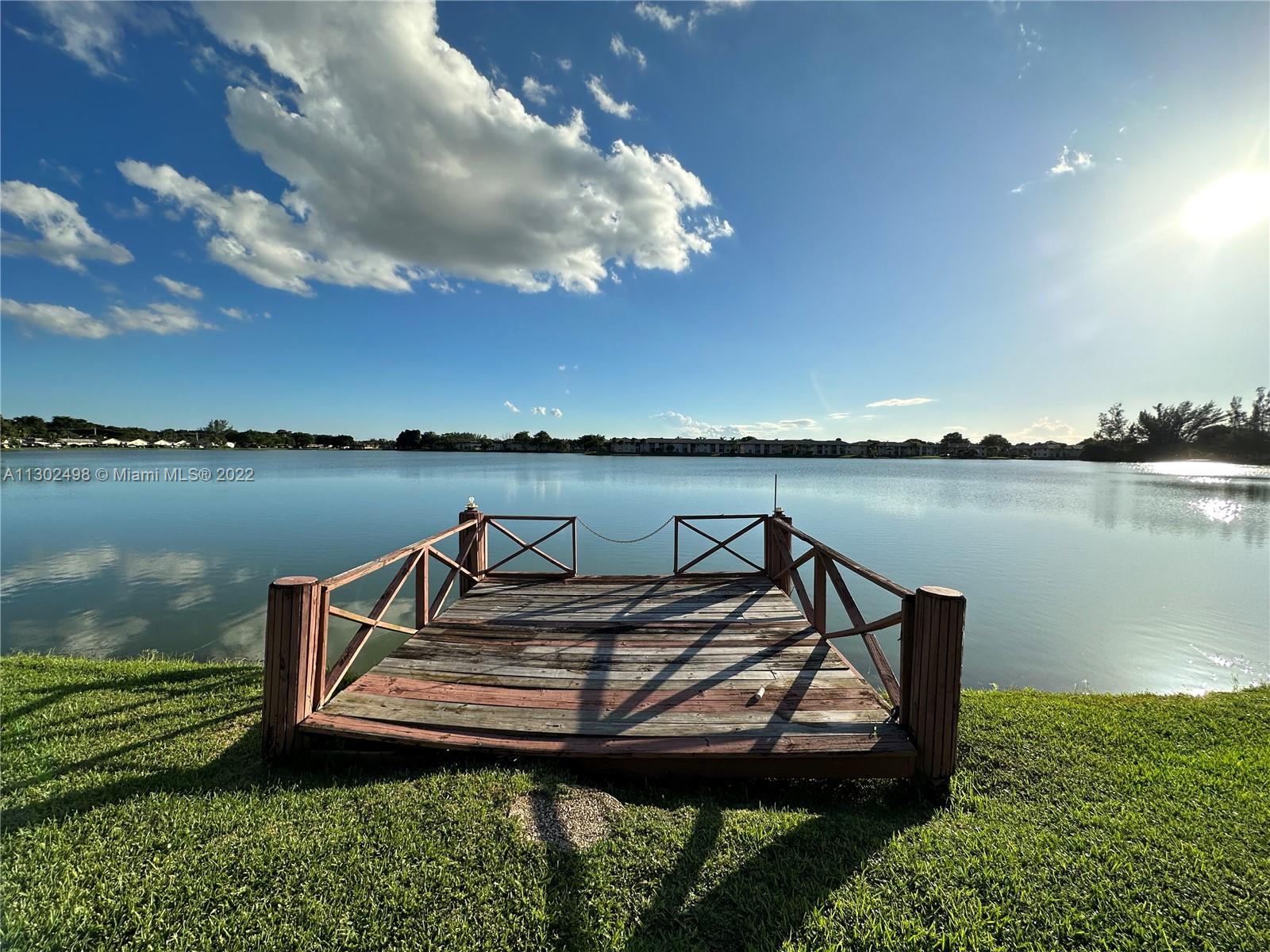 WOODLAKE ISLES - Residential