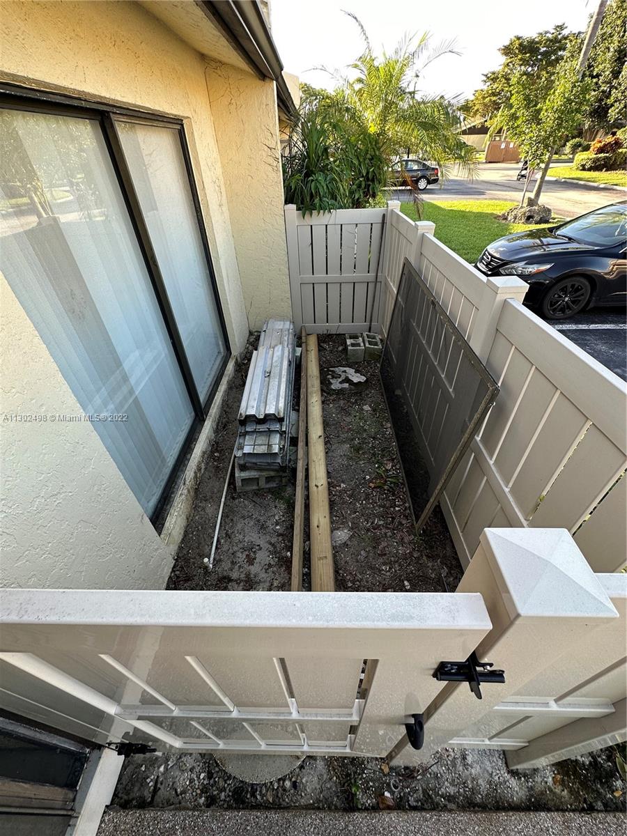 WOODLAKE ISLES - Residential