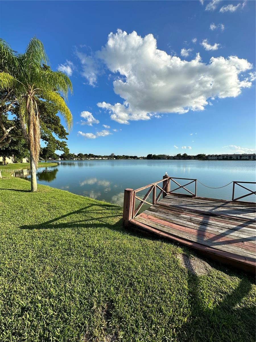 WOODLAKE ISLES - Residential
