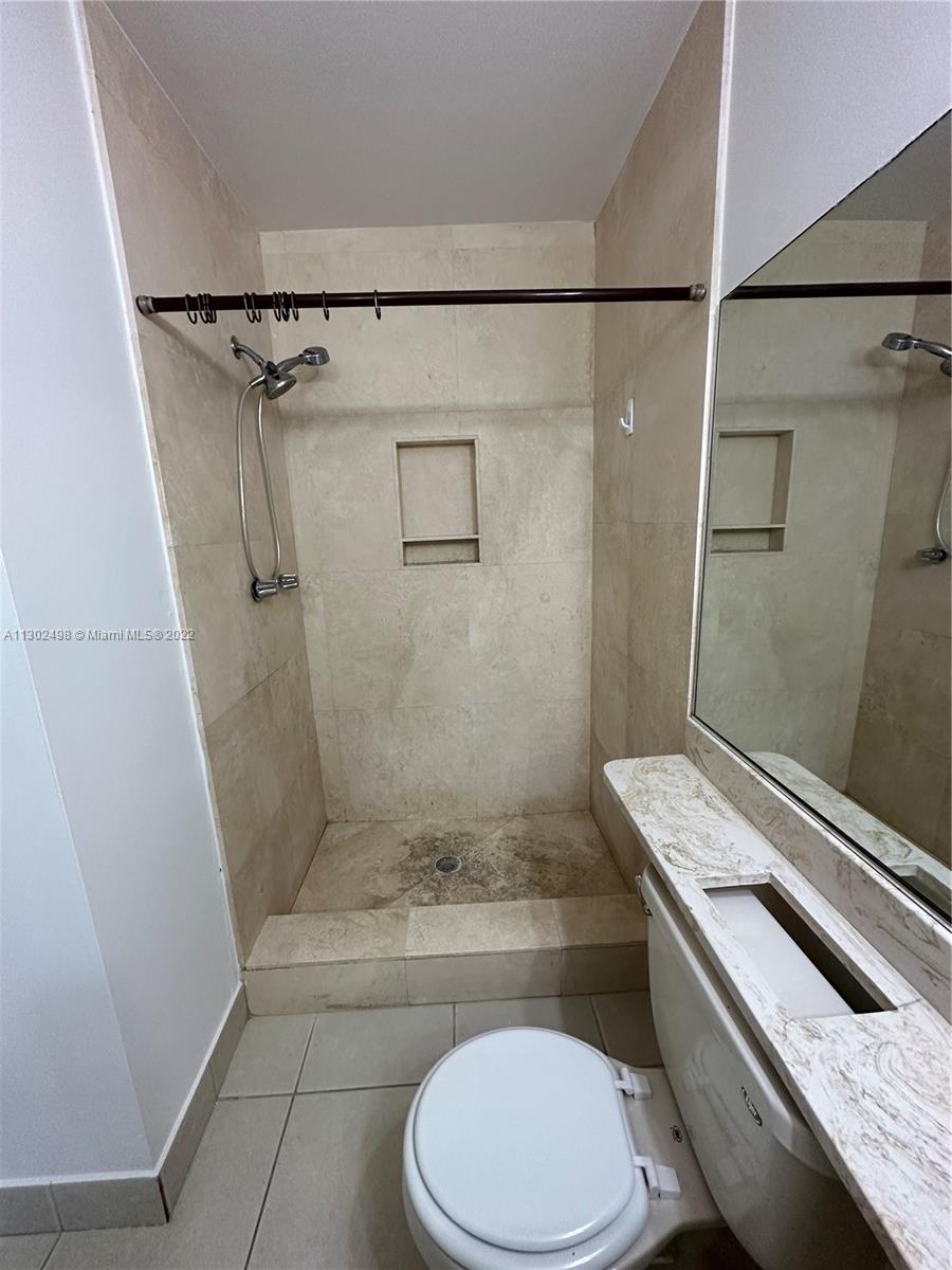 WOODLAKE ISLES - Residential