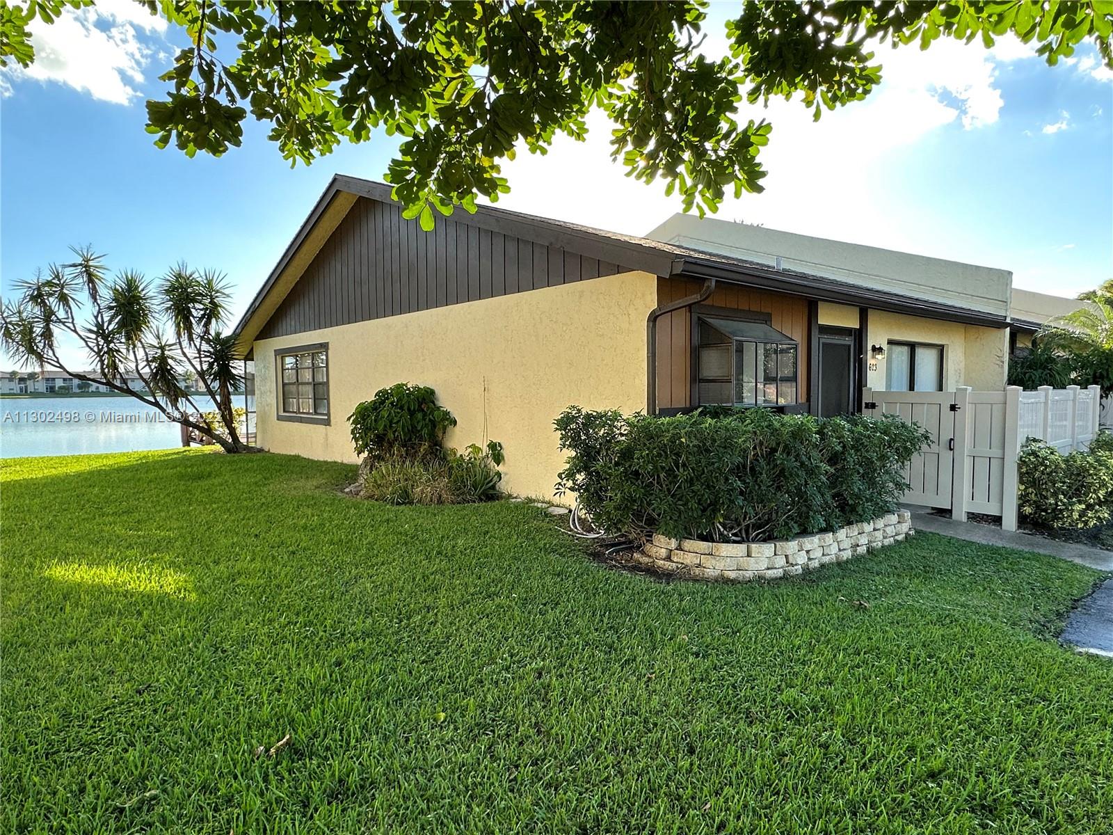 WOODLAKE ISLES - Residential
