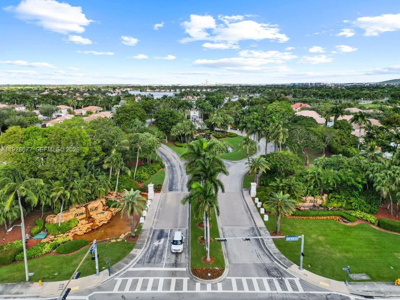 CAPTIVA CONDO B - Residential