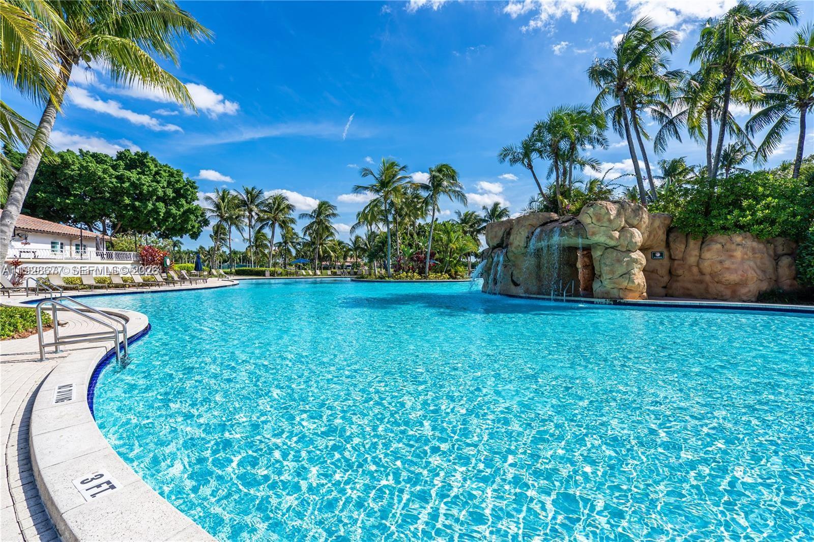 CAPTIVA CONDO B - Residential