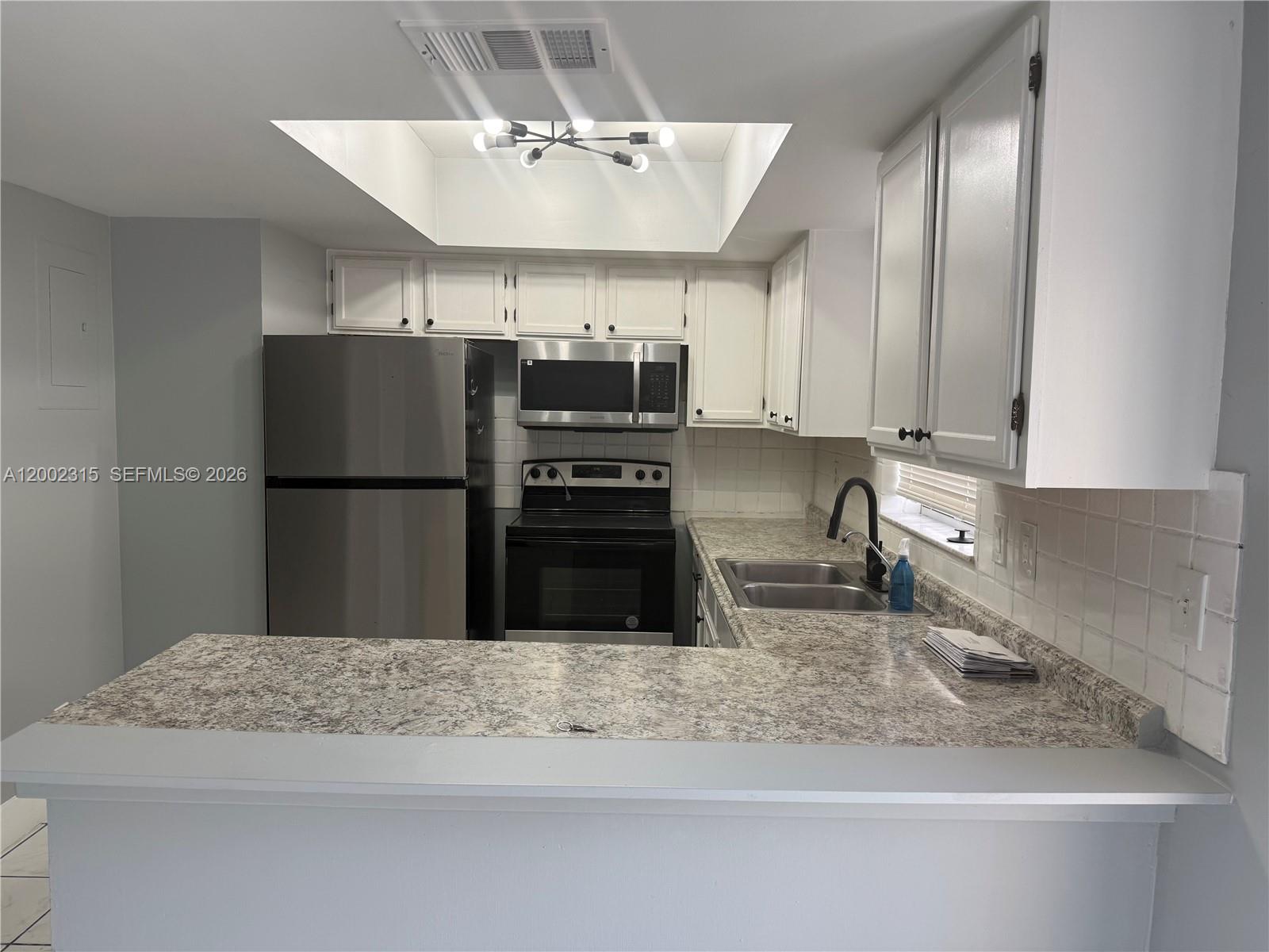 Beautiful and affordable Two-Story Townhome -Perfect for Investment Rental Income or Your Personal Touches to Live 2 beds & 1.5 baths ,open kitchen and spacious living areas, with interior washer and dryer . Private fence backyard .Two parking spaces and guest parking available. HOA covers Roof maintenance . Great Location ,close to schools ,Shops,Supermarkets,Restaurants . ,This property offers rental potential . No rental restrictions .