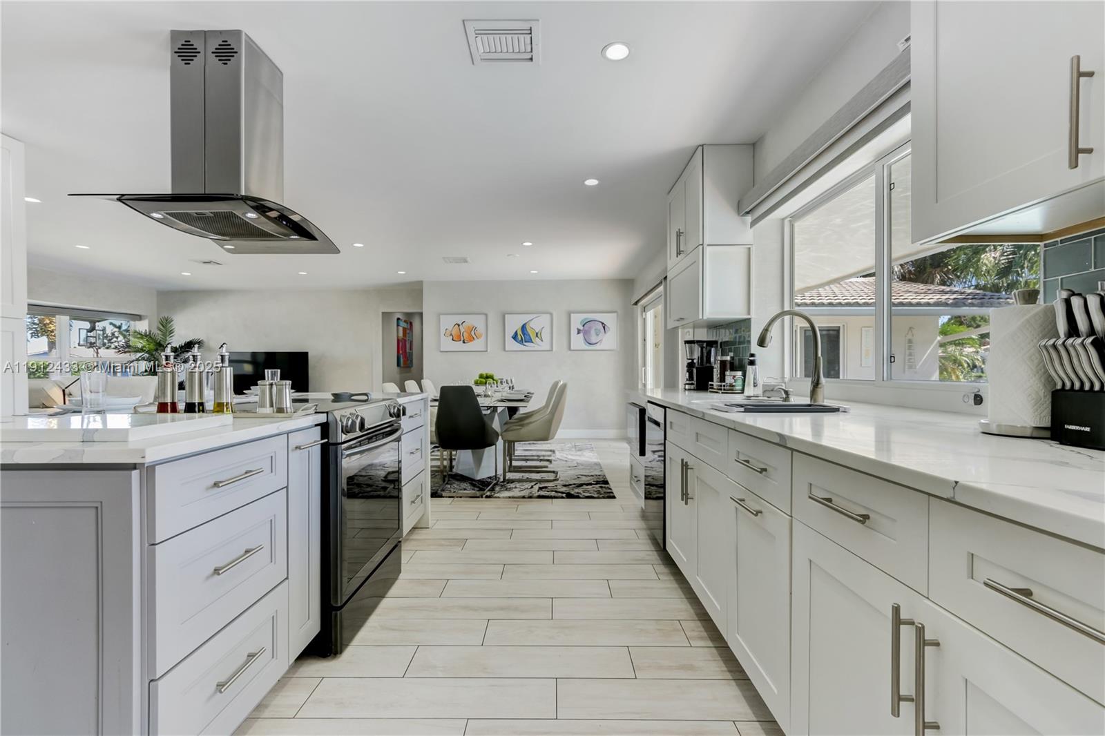 CORAL RIDGE ISLES - Residential