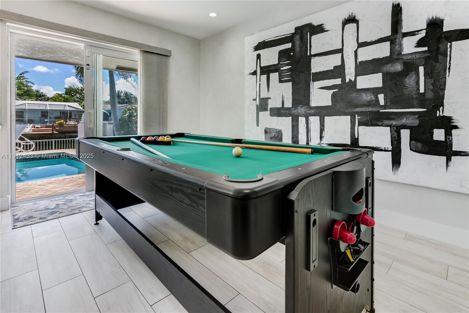CORAL RIDGE ISLES - Residential