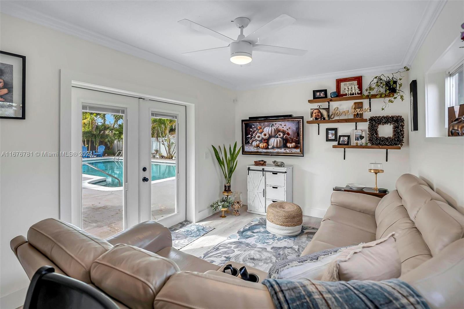 PALM SPRINGS NORTH SEC D - Residential Lease