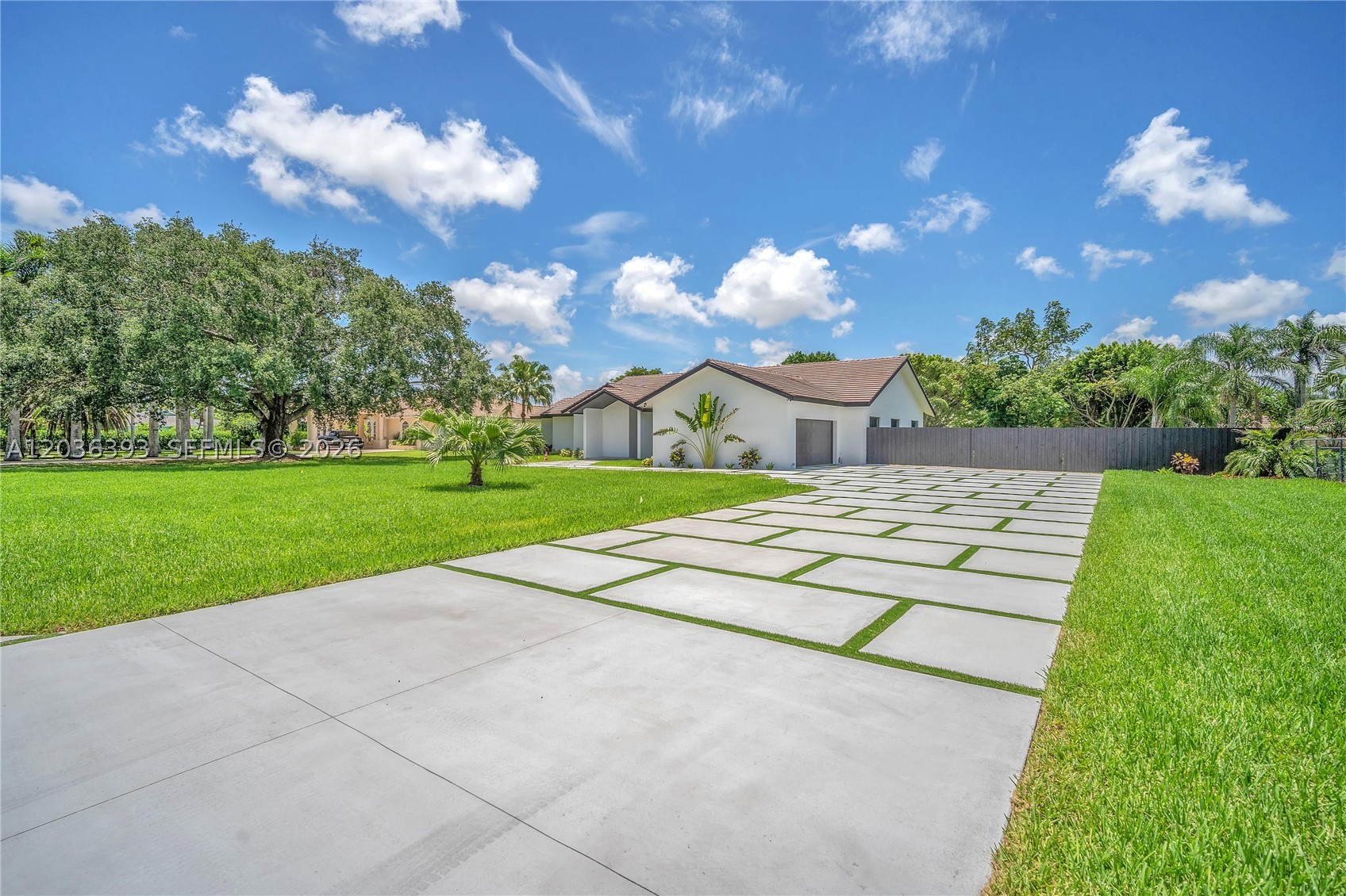 SILVER PALM CITY - Residential