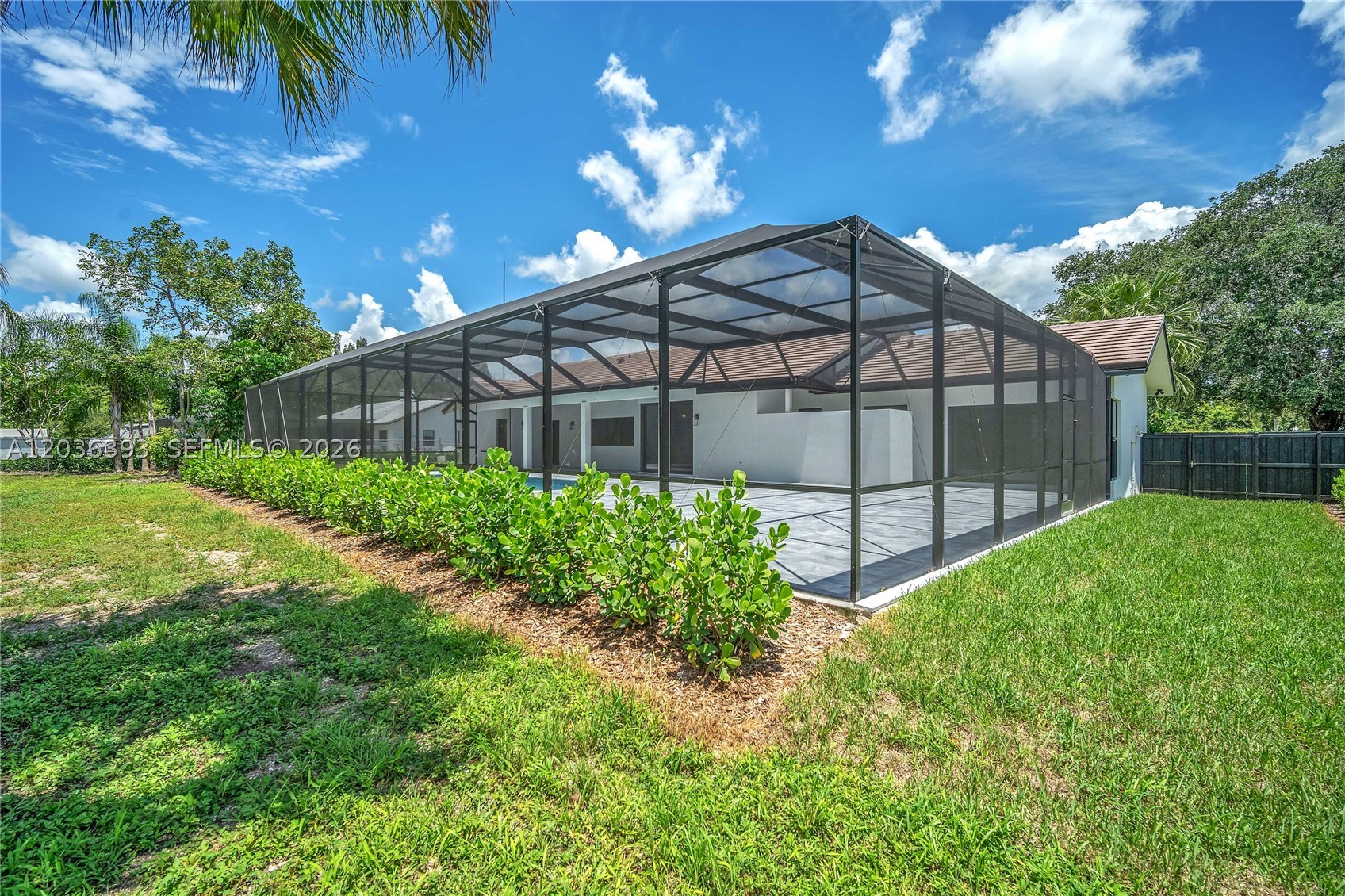 SILVER PALM CITY - Residential