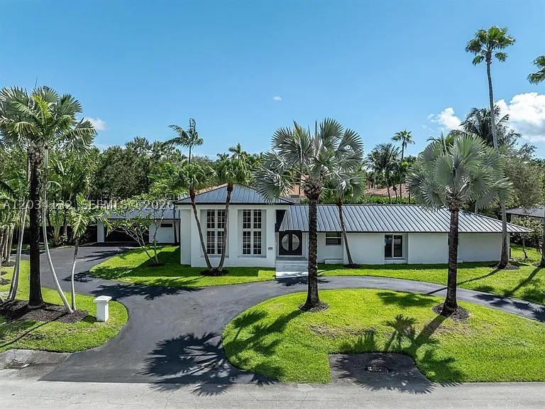 ALAN GROVE ESTATES FIRST - Residential