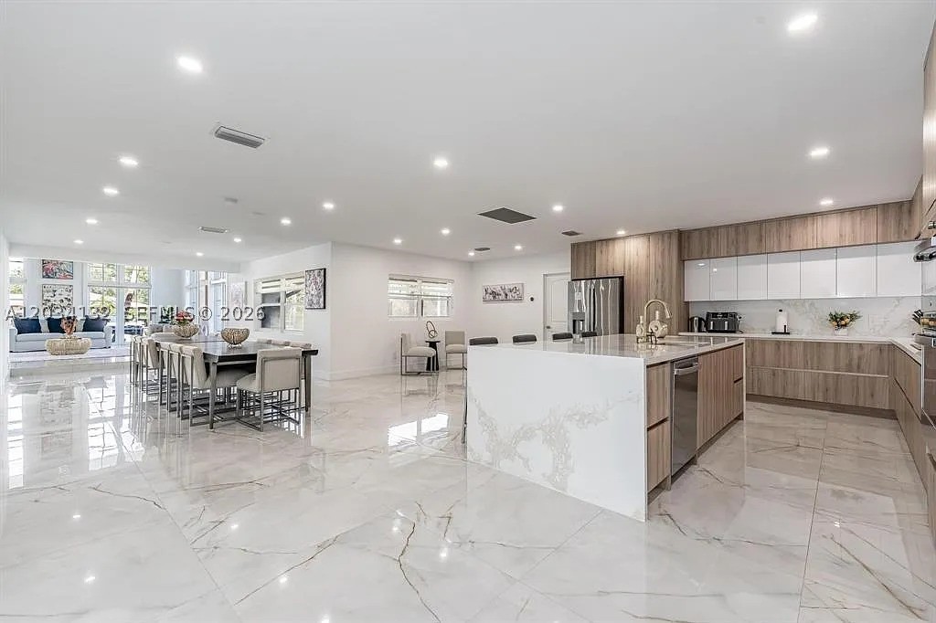 ALAN GROVE ESTATES FIRST - Residential