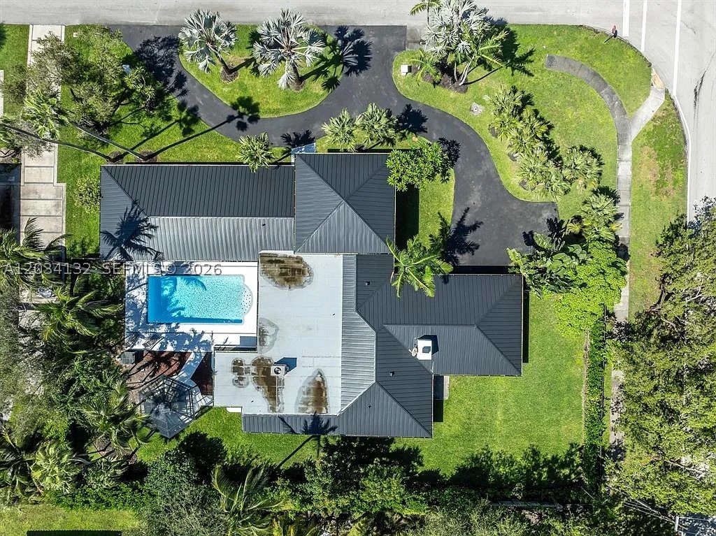 ALAN GROVE ESTATES FIRST - Residential