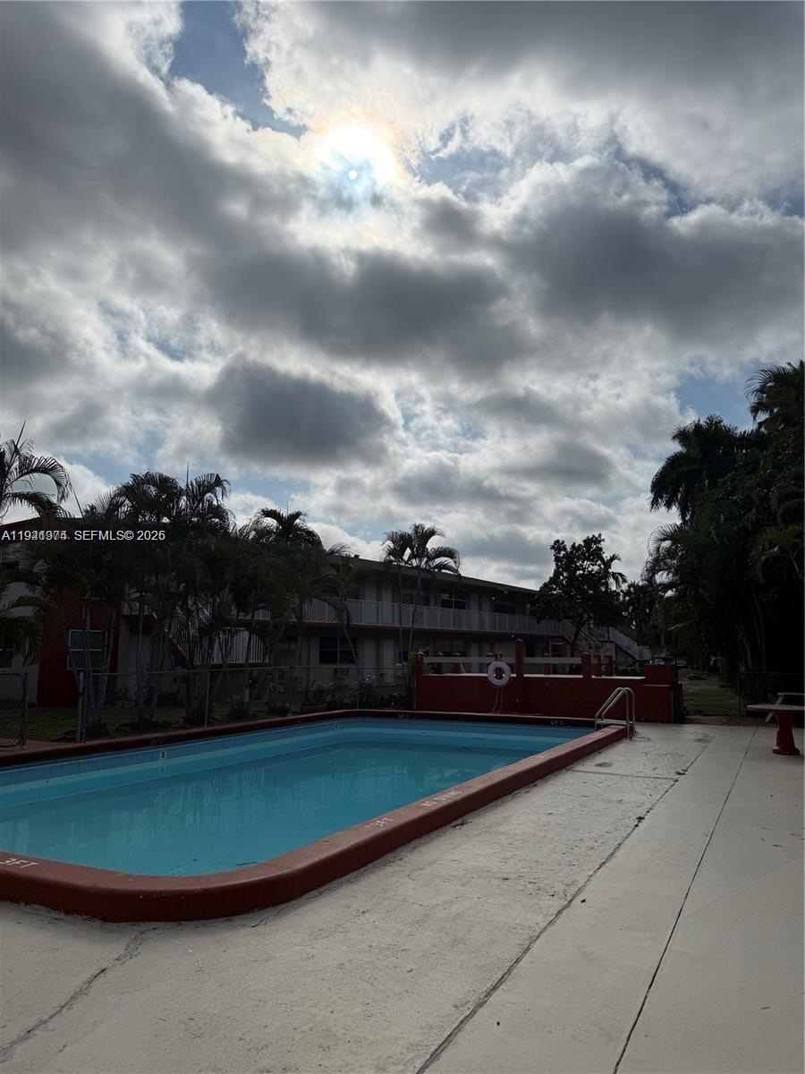TOWN COLONY CONDO - Residential