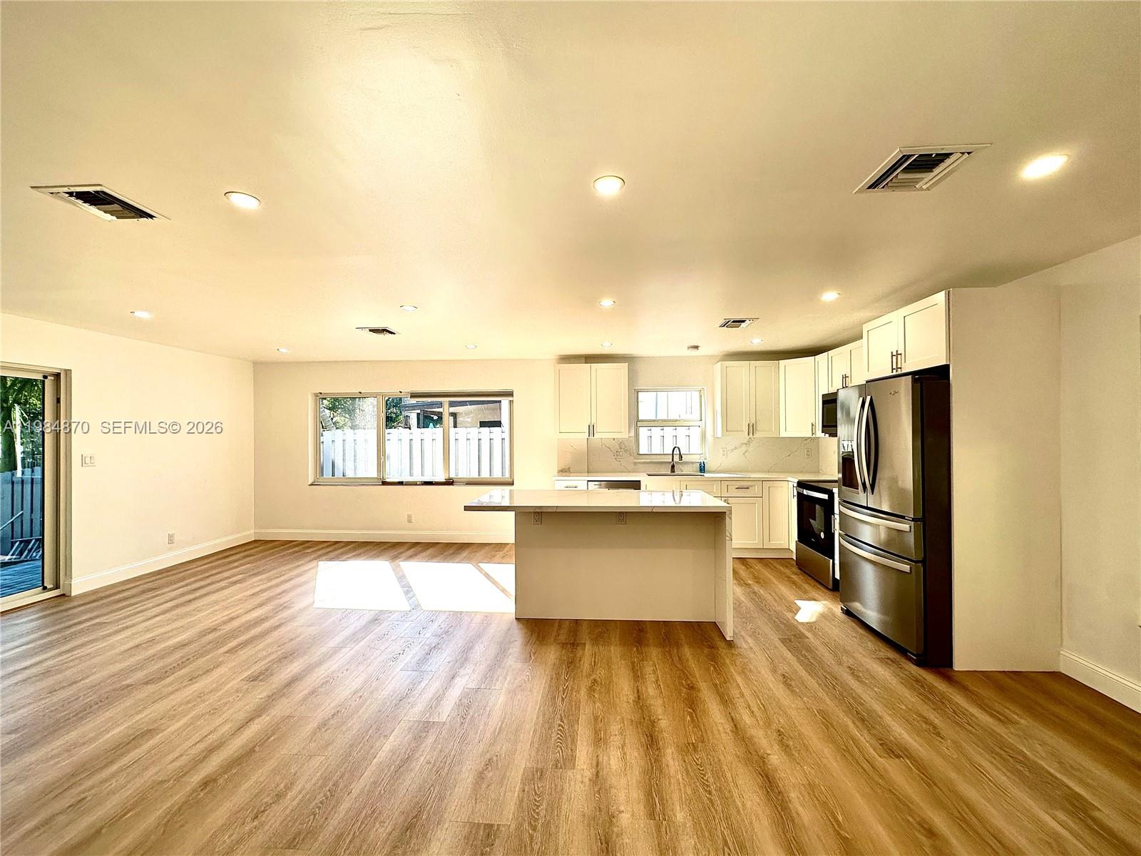 LAKEVIEW HEIGHTS NO 2 - Residential