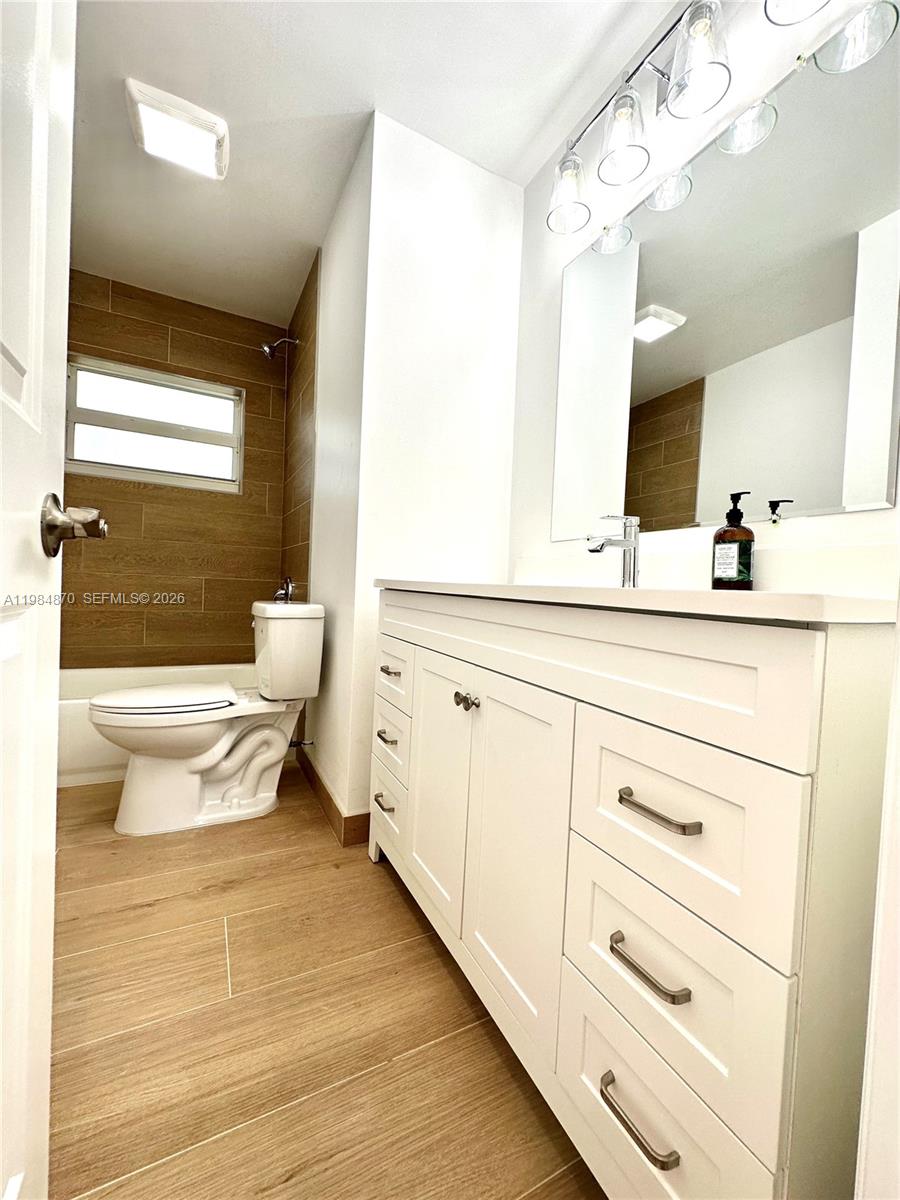 LAKEVIEW HEIGHTS NO 2 - Residential