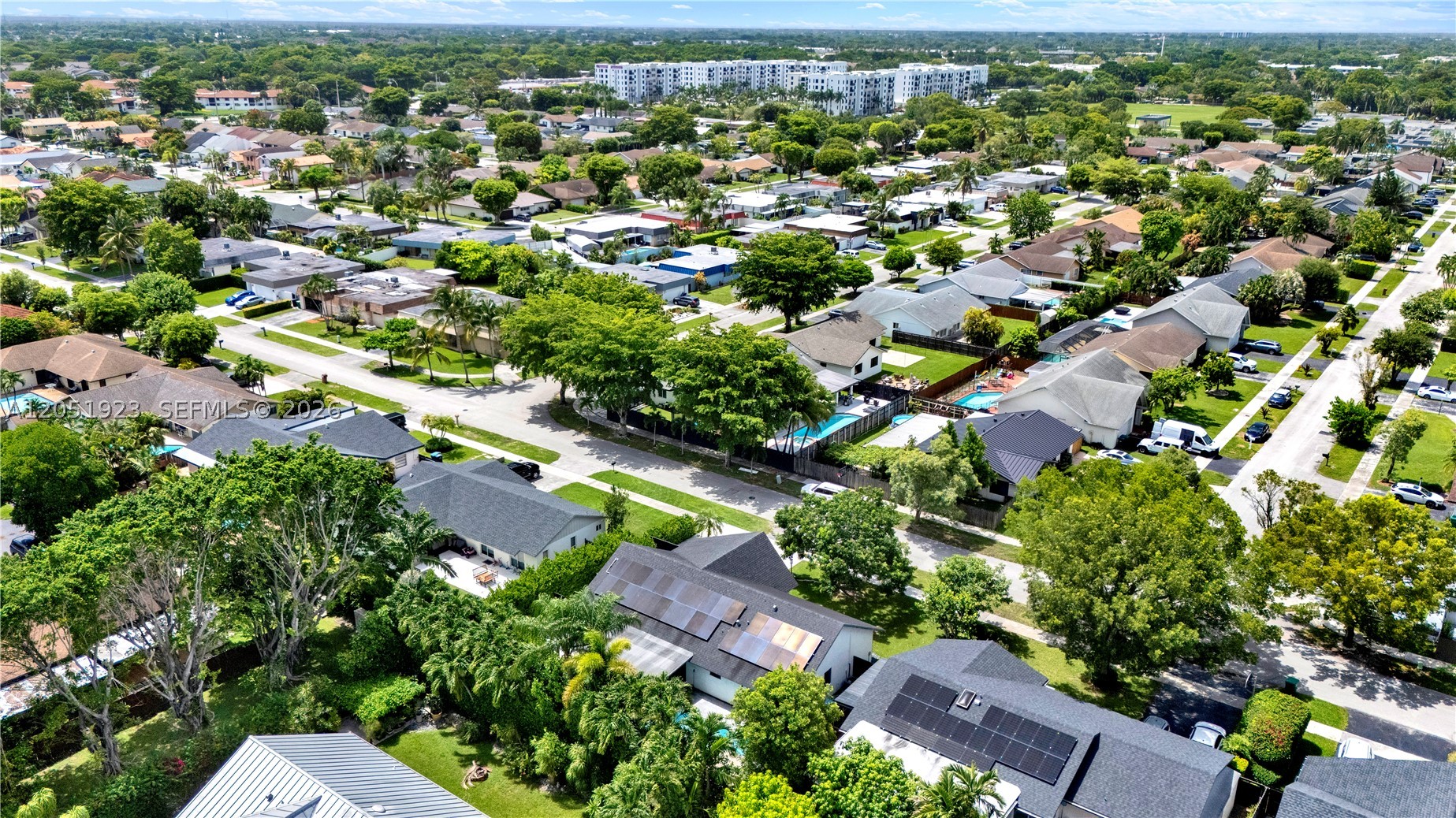 CALUSA CLUB ESTATES 5TH A - Residential
