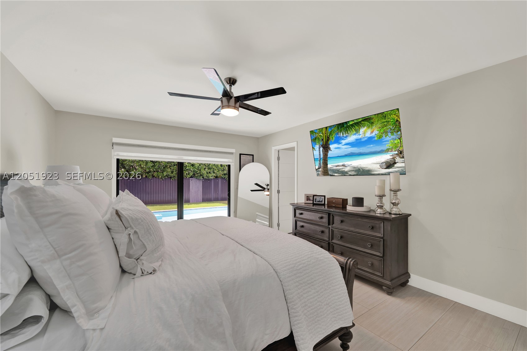 CALUSA CLUB ESTATES 5TH A - Residential