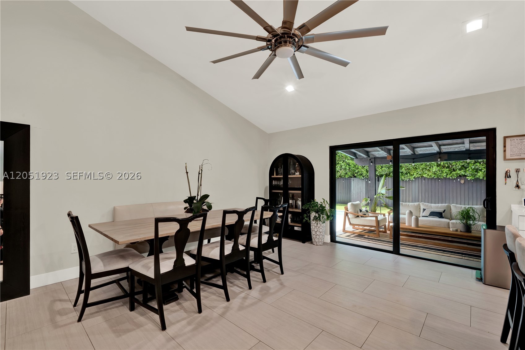 CALUSA CLUB ESTATES 5TH A - Residential