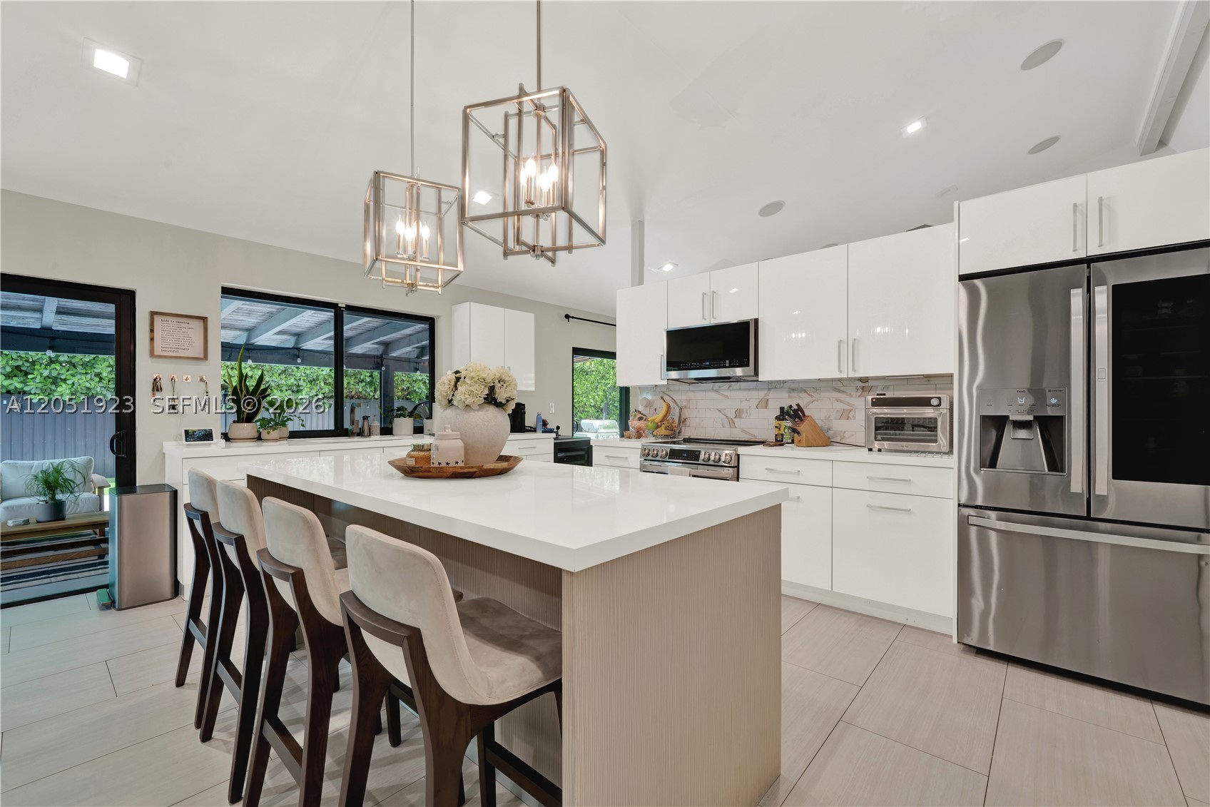 CALUSA CLUB ESTATES 5TH A - Residential