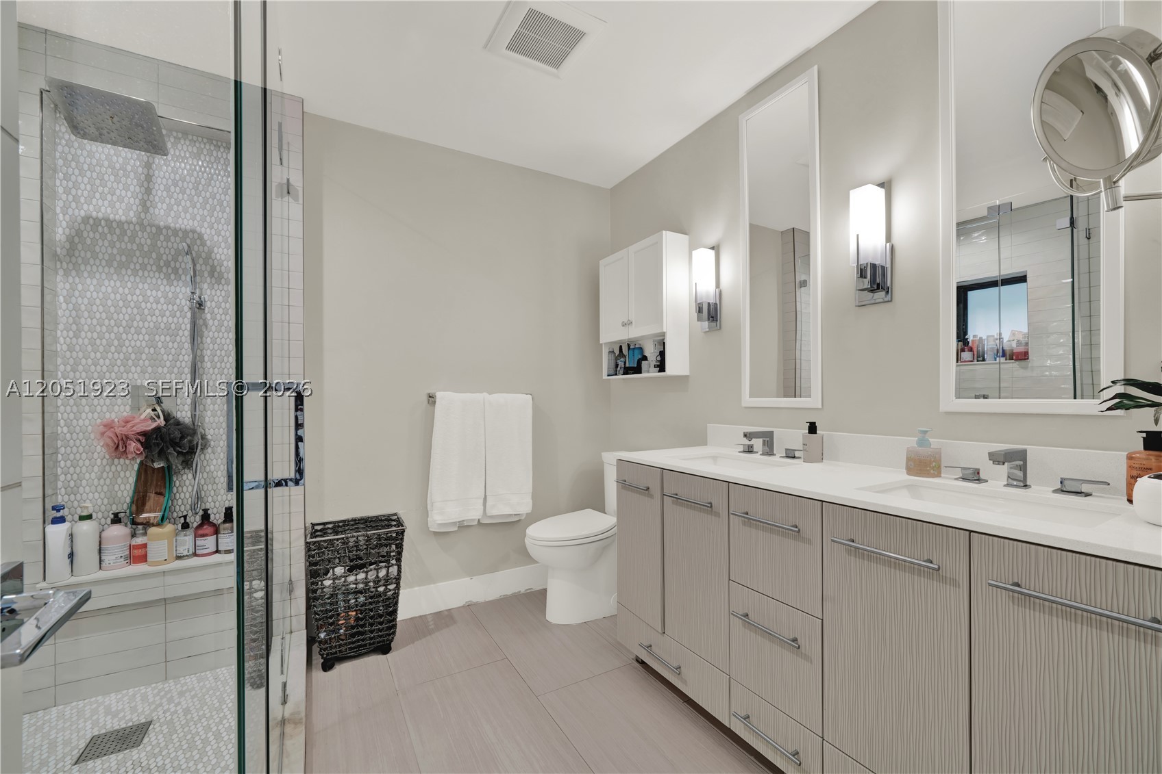 CALUSA CLUB ESTATES 5TH A - Residential