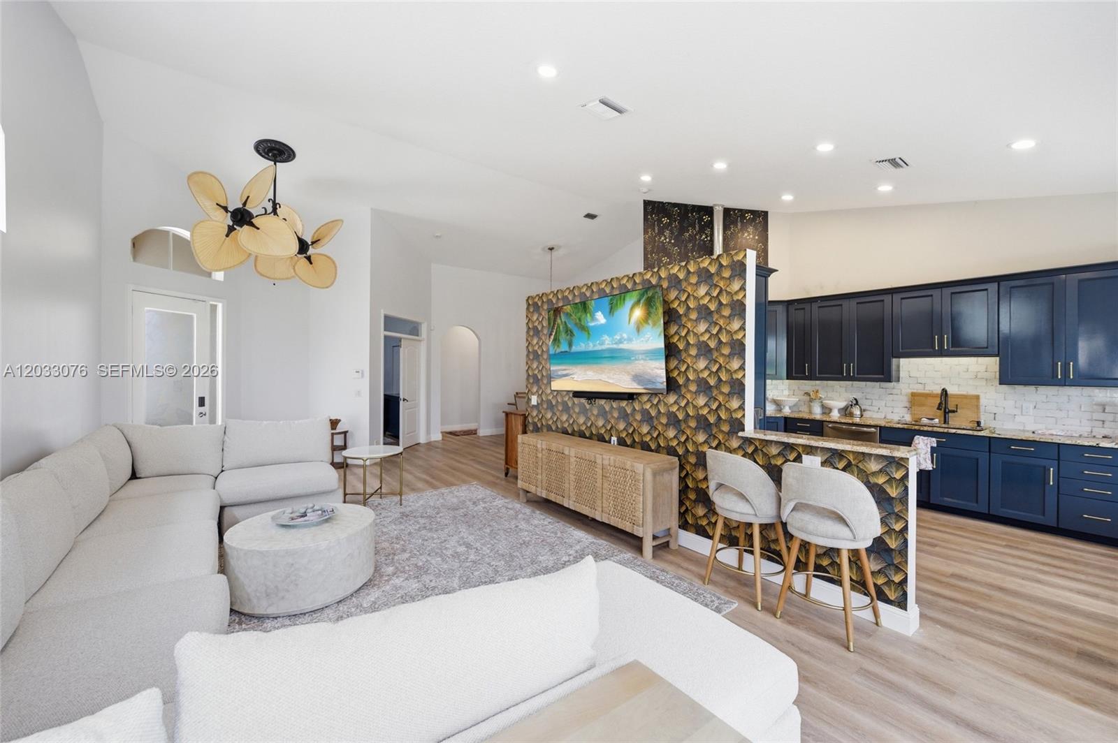 IBIS GOLF AND COUNTRY CLU - Residential Lease